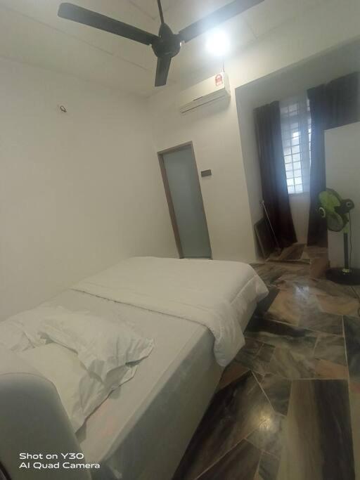 Imani Homestay Beach Gateway Bagan Lalang Kampong Bagan Lalang Exterior foto